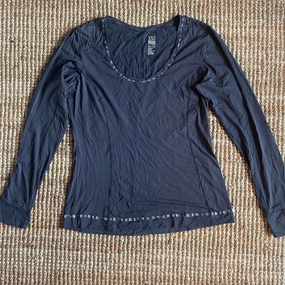 VS Sport long sleeve